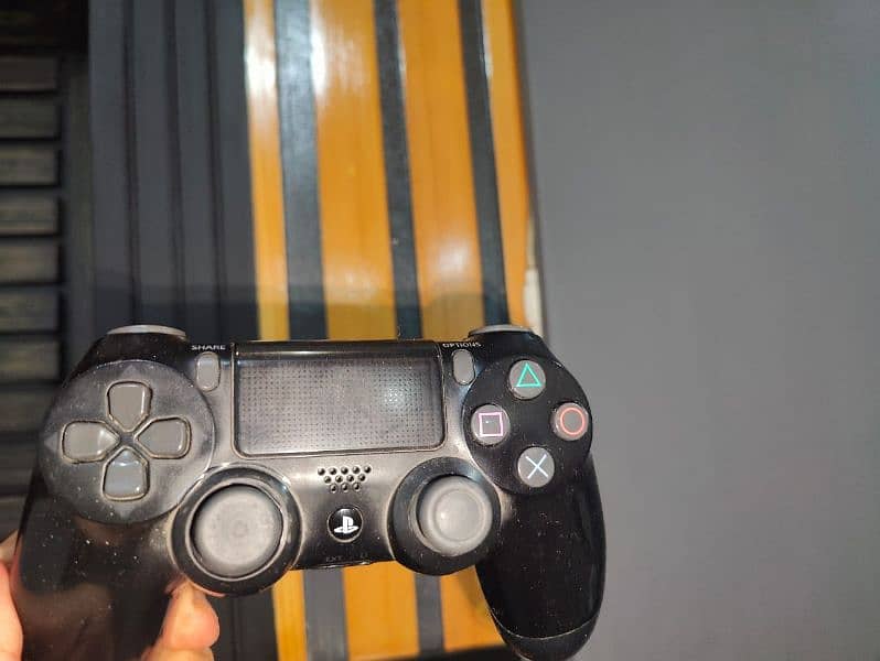 PS4 controller in best price 3