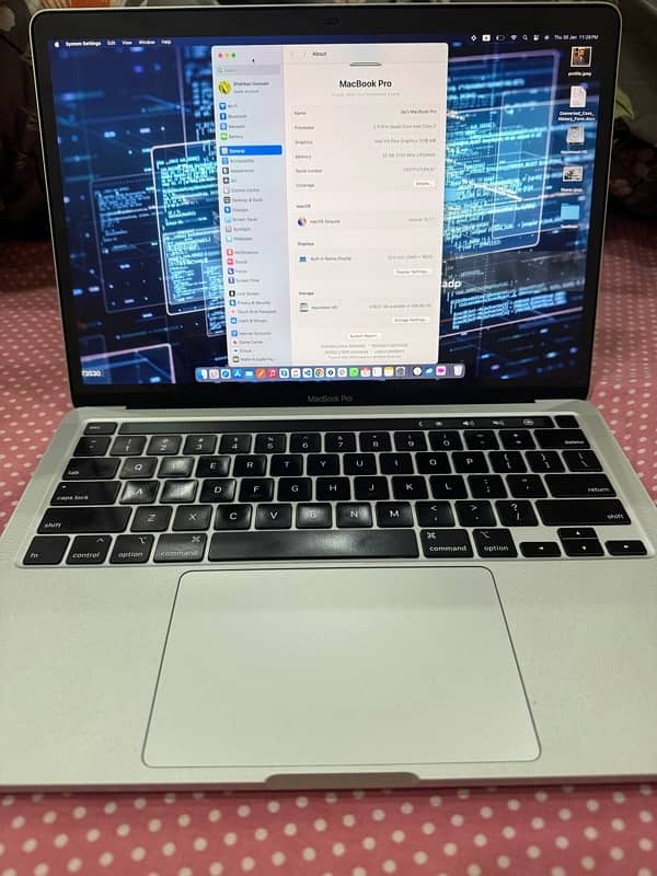 MacBook Pro 2020 32GB 512GB core i7 0