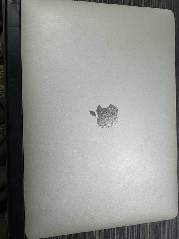 MacBook Pro 2020 32GB 512GB core i7 3