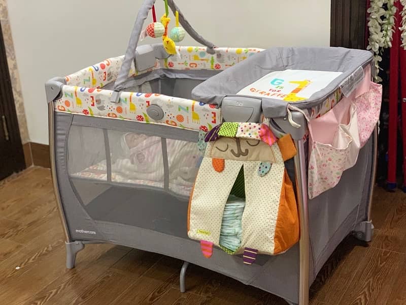 mothercare Travel foldable cot 2