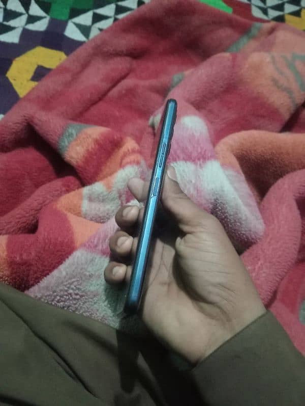 camon18_ 10/10 condition 2