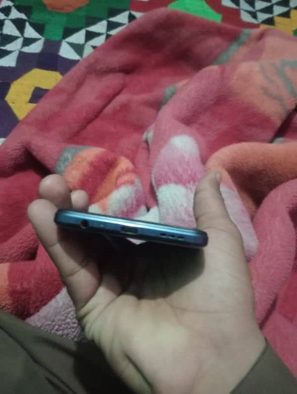 camon18_ 10/10 condition 3