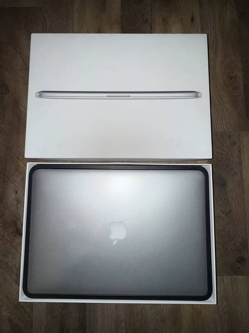 New Macbook Pro 2015 (Just Unboxed) (NEW 10/10) 3