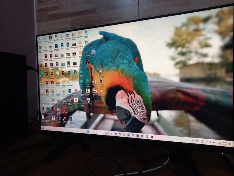 DELL BORDERLESS IPS LED MONITOR 9