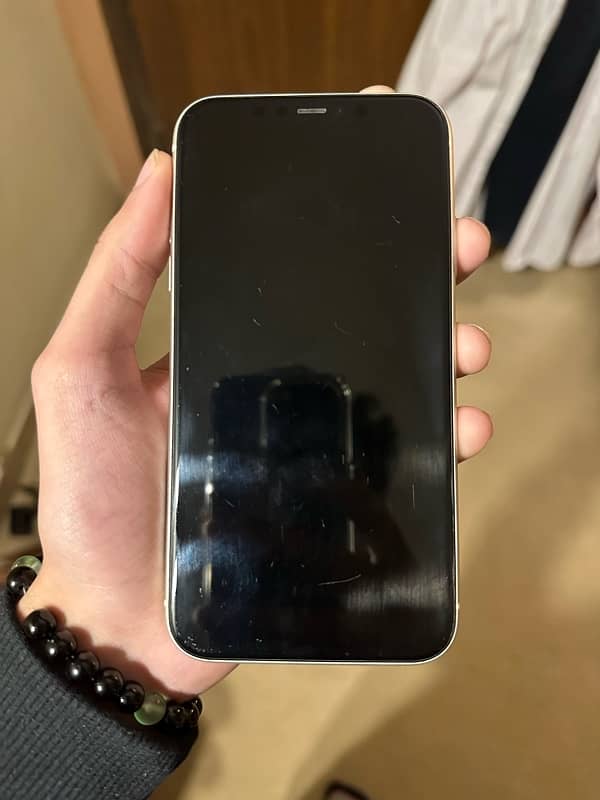 iPhone 11 64gb Non-pta 1