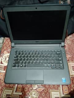 Dell latitude 3350 corei5 5th Generation