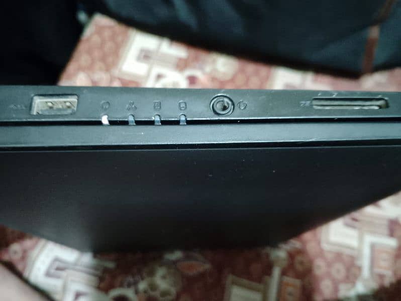 Dell latitude 3350 corei5 5th Generation 3