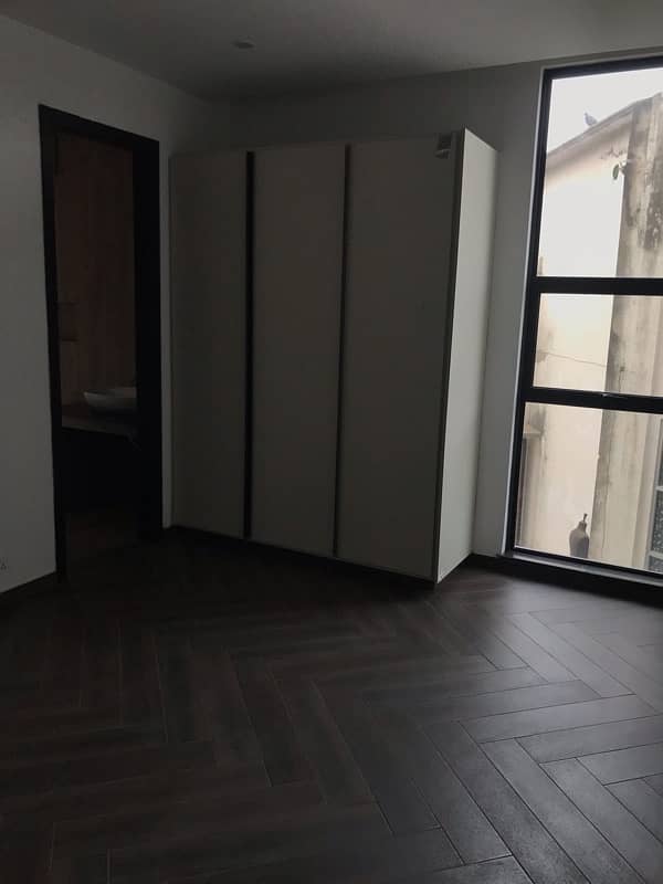 BRAND NEW 2 BEDROOM APARTMENT AVAILABLE FOR RENT 5