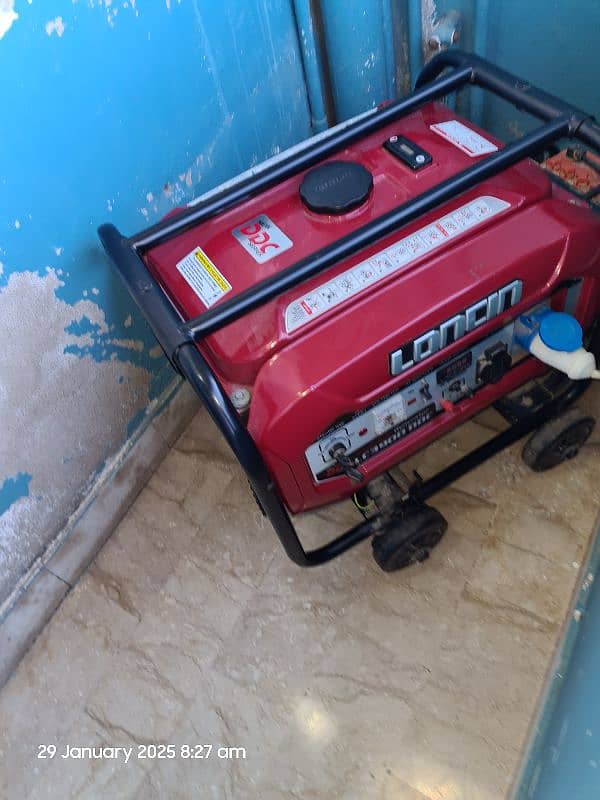 2500 watt self start generat one season used for sell 2