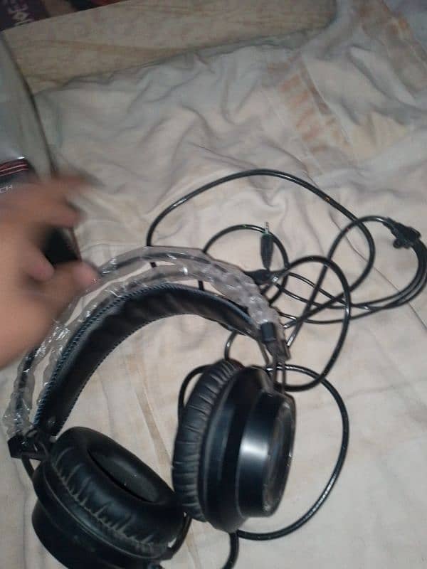 gaming headphones 5