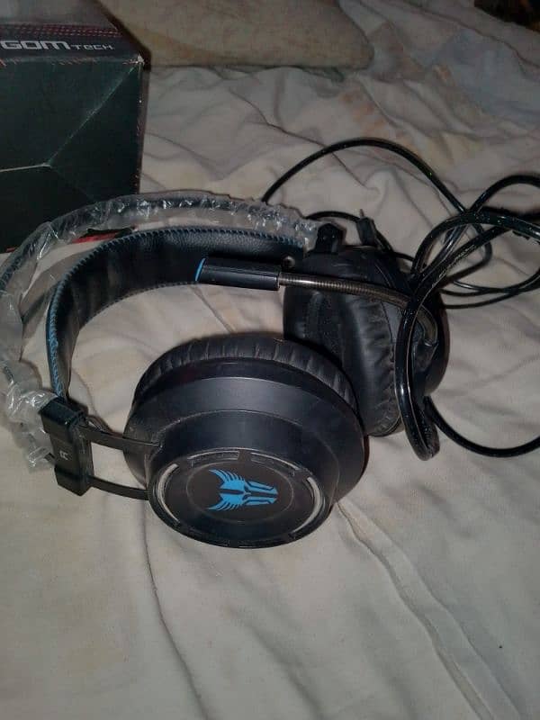 gaming headphones 6