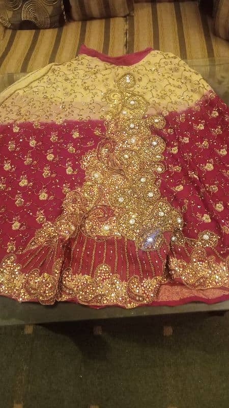 Bridal lehnga for barat 4