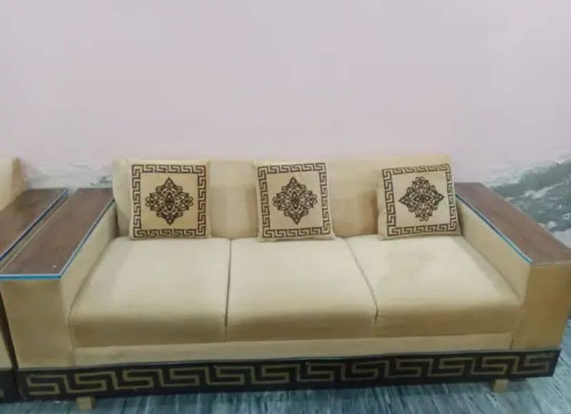 6 Seater Sofa Set for Drawing Room 4