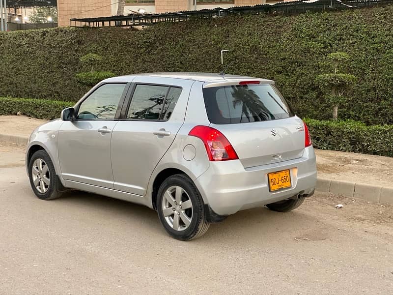 Suzuki Swift 2015 model Almost genuine 2