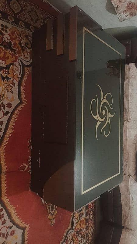 table and deewan for sale 3