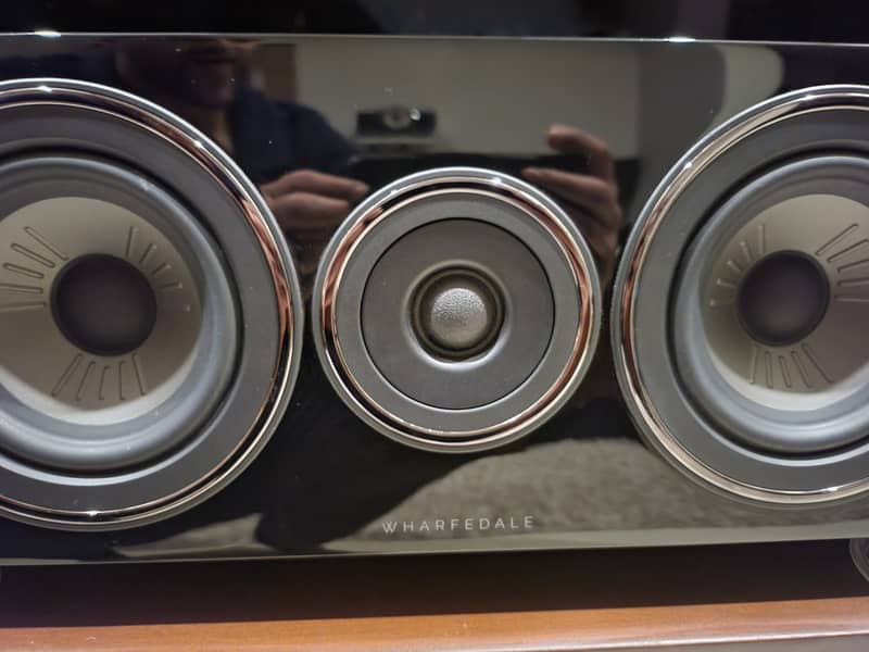 Wharfedale 12c and 12.2 Bookshelf speakers 1