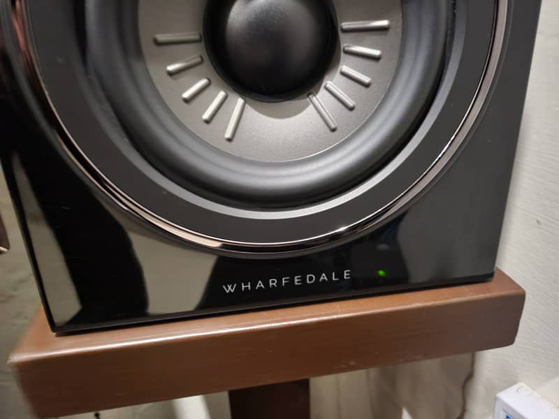 Wharfedale 12c and 12.2 Bookshelf speakers 7