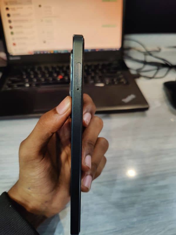 Oppo Reno 11F 1