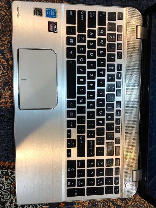 Toshiba Satellite Core i7 4