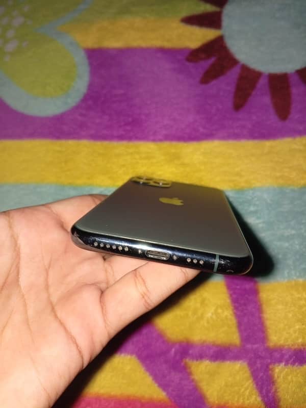 iPhone 11 Pro pta approved 4