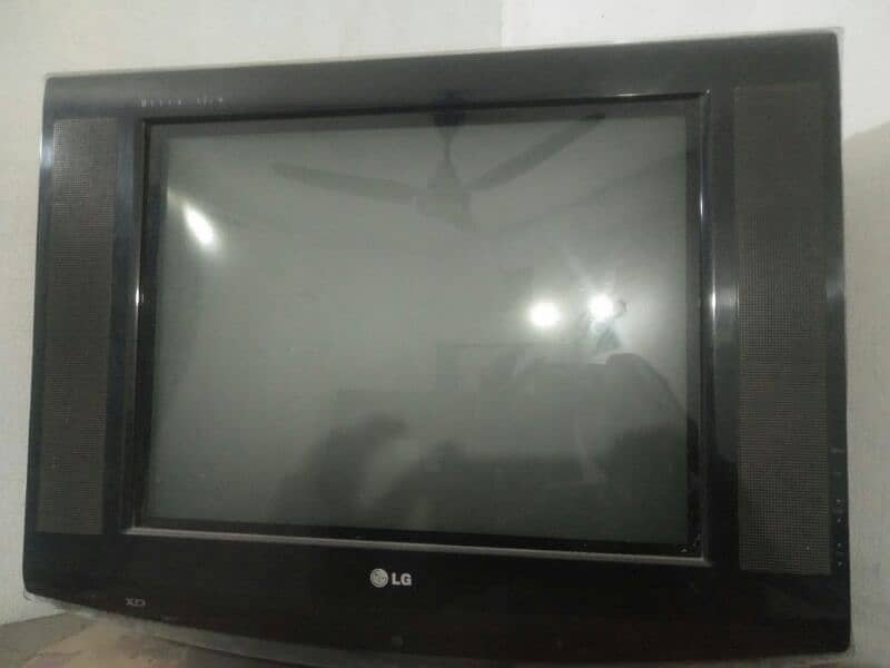 LG TV COLER BLACK PRICE 7000 3