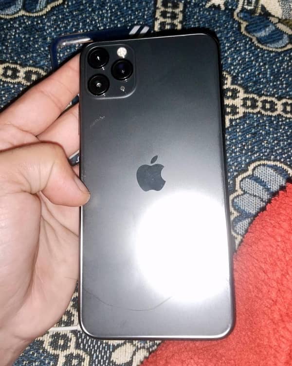 iphone 11 pro max 1