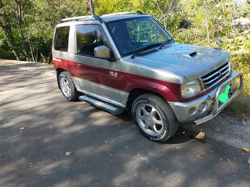 Mitsubishi Pajero Mini 2000 0