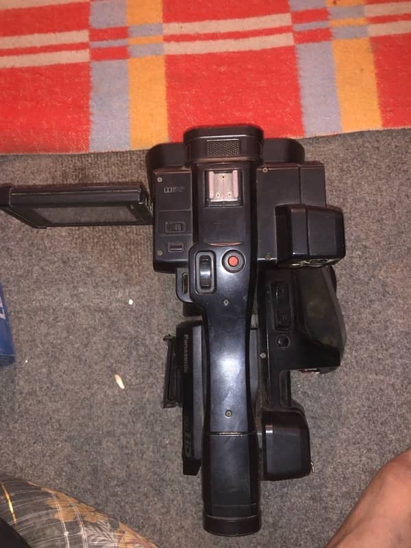 Panasonic PV100 Video Camera for Sale with Extra Battery, bag 0