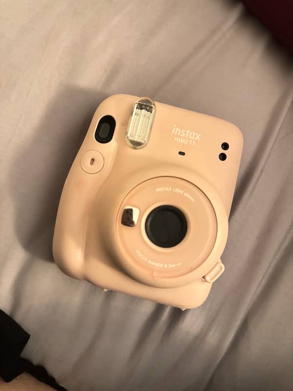 FUJIFILM instax mini 11 0