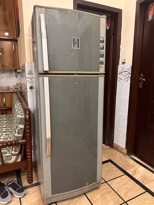 dawlance fridge medium size 9188 good cooling 2