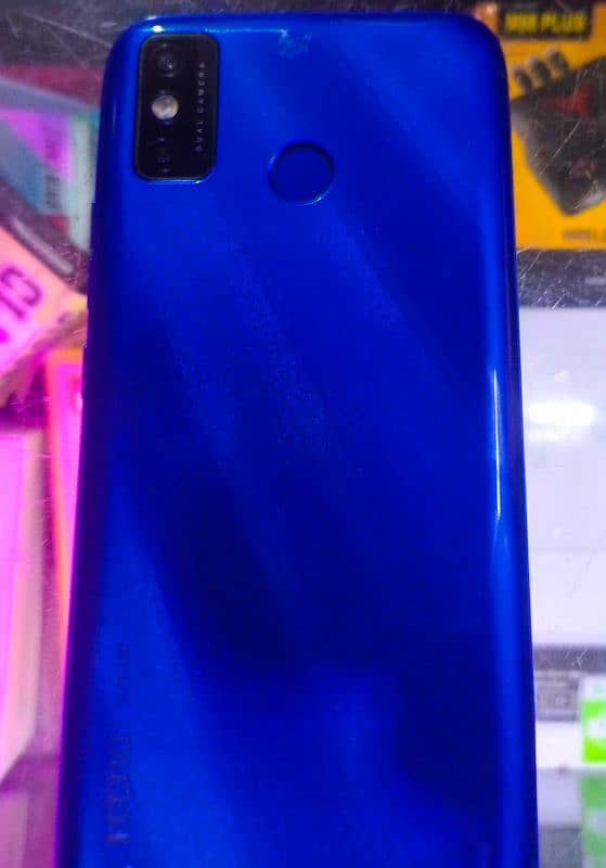 Tecno Spark 6 Go 3