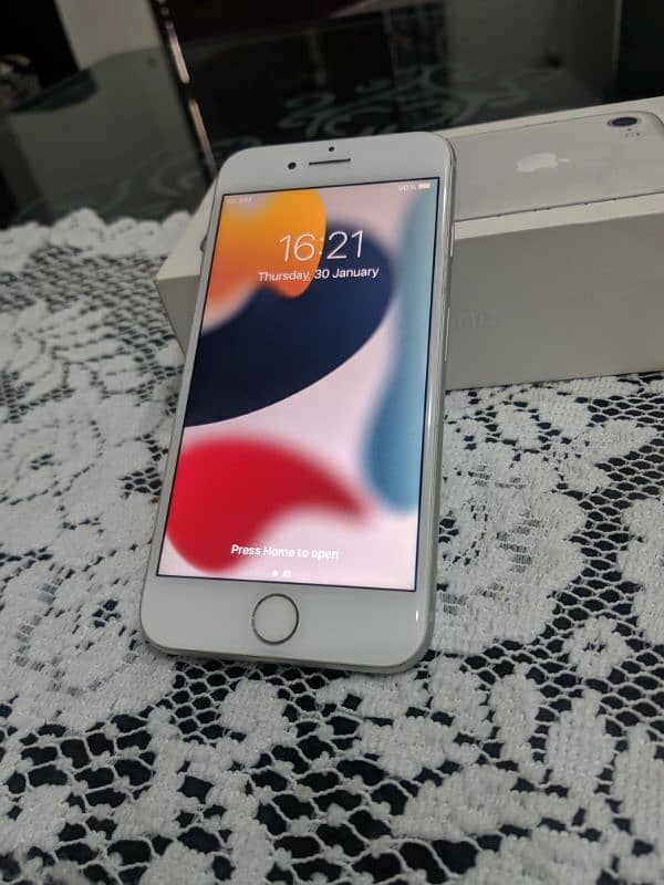 iPhone 7 | 32Gb | White color | NON PTA | imported | READ ad carefully 2