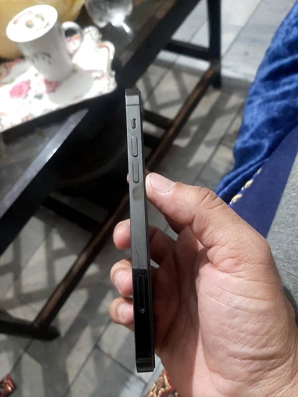 iPhone 12pro 256gb non pta 4