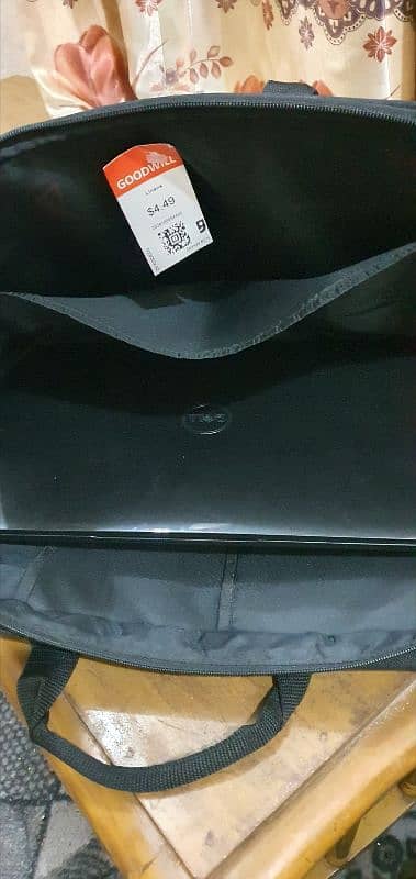 Dell Latitude Touch Laptop 5400 cor i5 -8th Generation For Sale 4