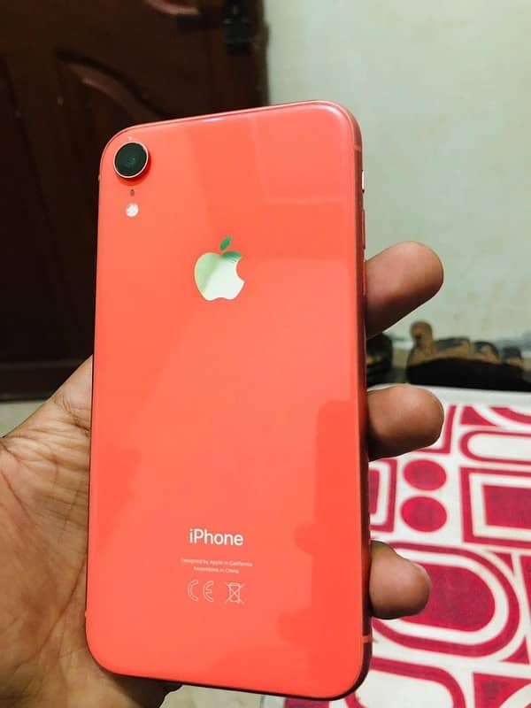 iphone xr with box 2 month sim time 0