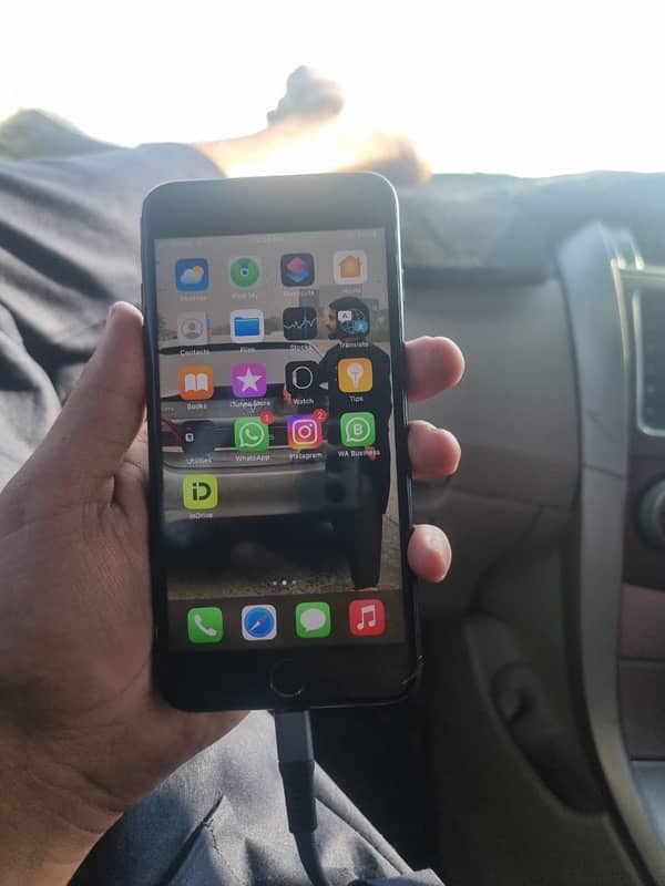 I phone 7 plus pta aproved 5