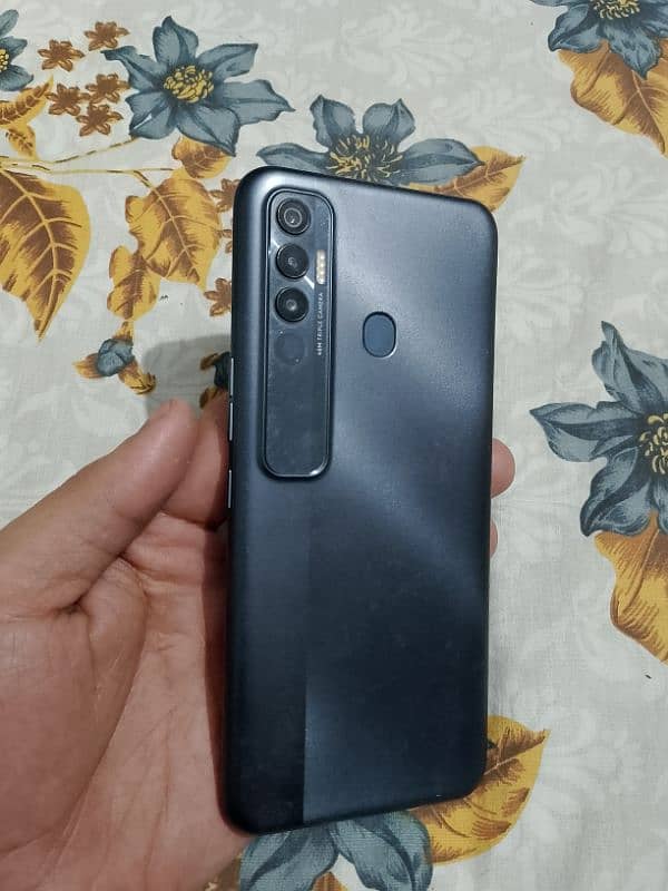 Tecno Spark 7 Pro 2