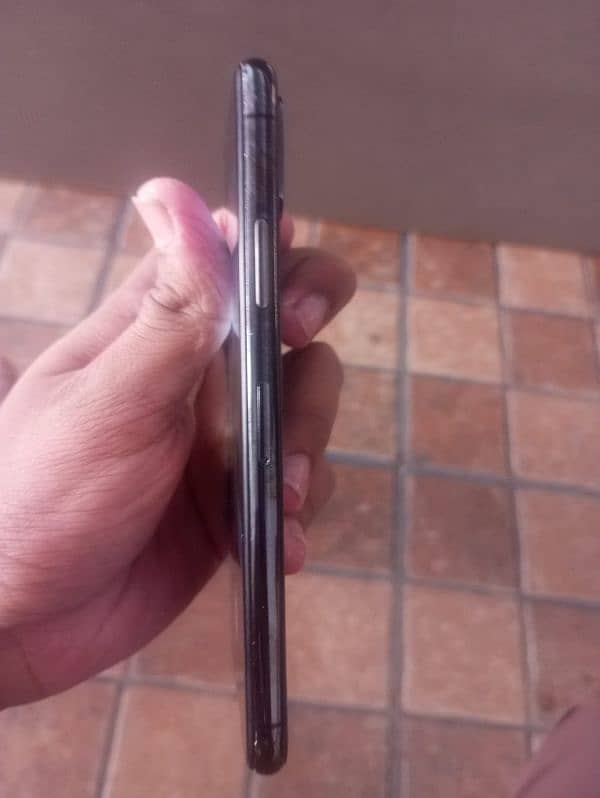 I phone Xs 64 gb non PTA 1