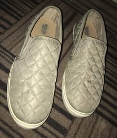 snekrs All brnad time oragnl size 8