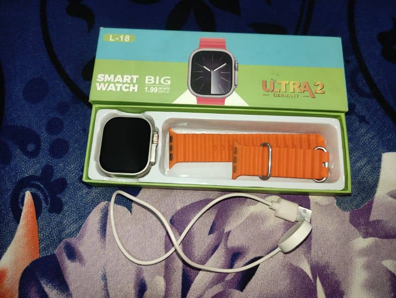 Very beautiful smart watch in new condition 0