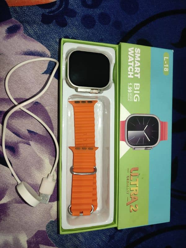 Very beautiful smart watch in new condition 1