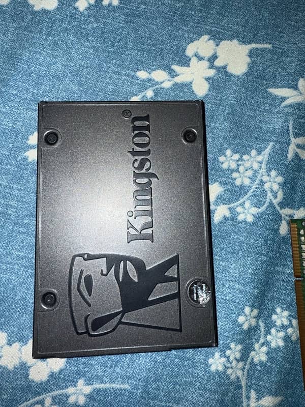 Kingston 250GB SSD and 16GB RAM 1