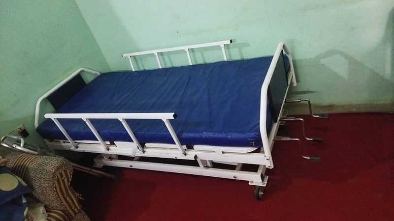 medical bed 2