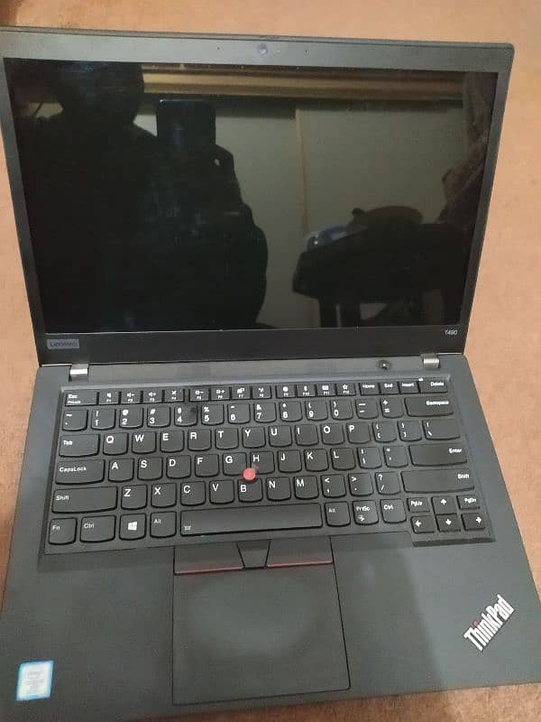 Lenovo Thinkpad T490 1