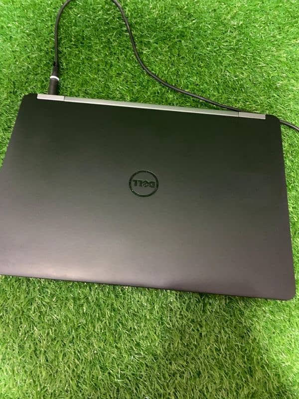 Dell 7490 i5 8th gen UK Model 0