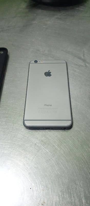 i phone 6 plus   WhatsApp only 03068692853 4