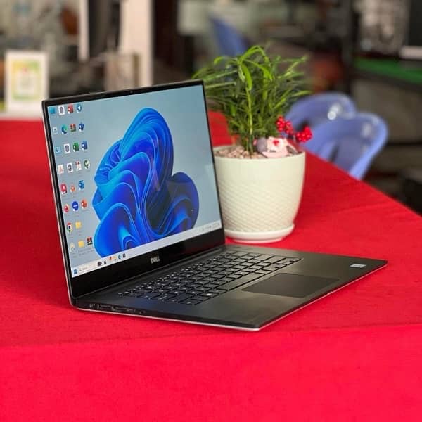 Dell XPS 7590 I7 9th Generation GTX 1650 4GB 16/512 2