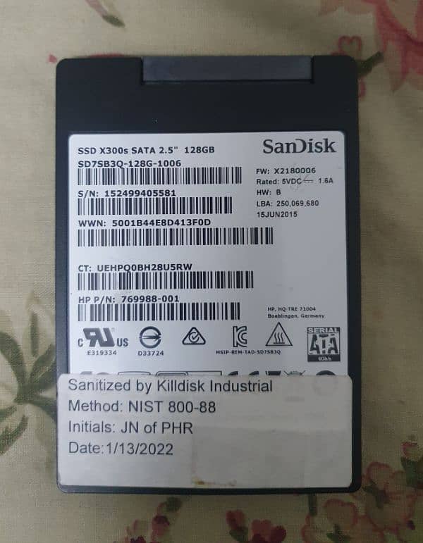 Sandisk 128Gb SSD 0