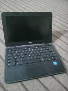 Dell laptop slim size 4gb 32gb great battery time