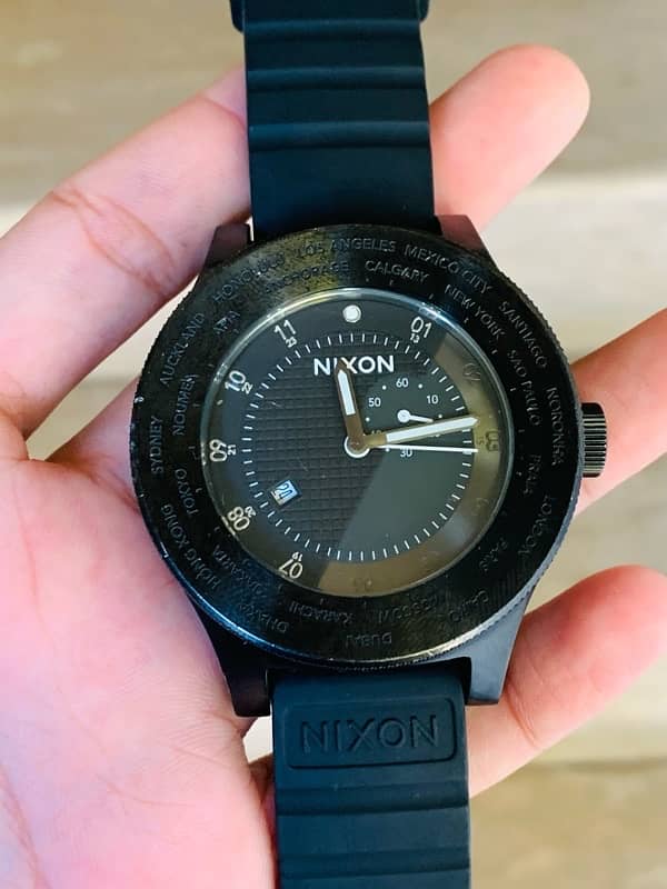 Nixon Passport WorldTime GMT Men’s Original Black Watch 49mm Dial Size 6